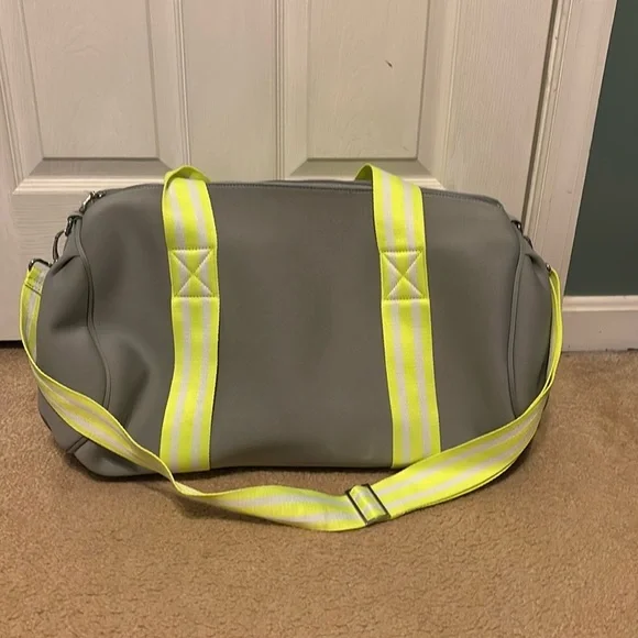 Fabletics Duffle bag - Picture 1 of 7